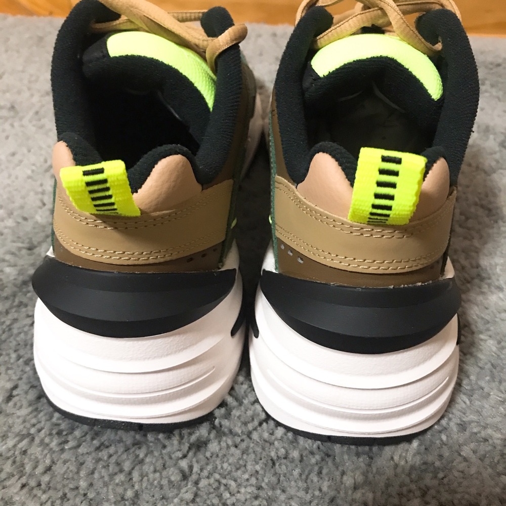 Nike Tekno - Picture 6 of 6